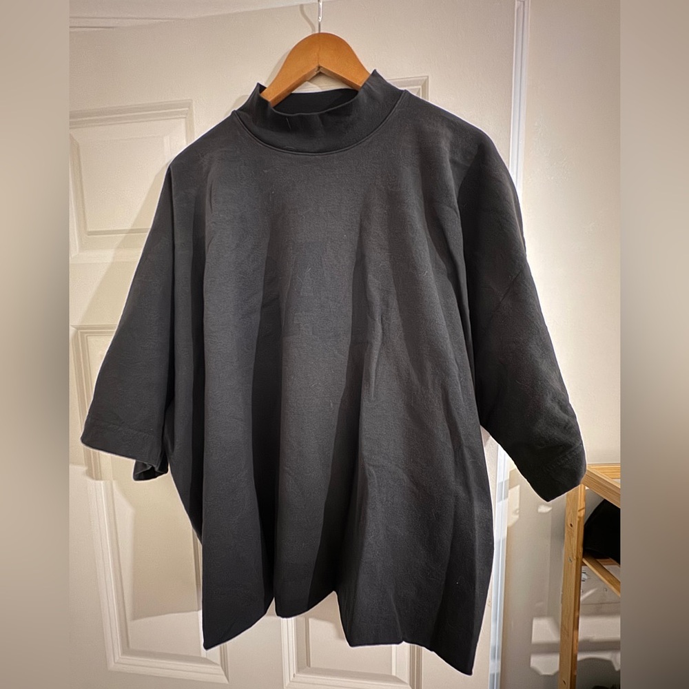 Yeezy Gap YGEBB Seamless Double Layer Dove. Black Oversized T-Shirt